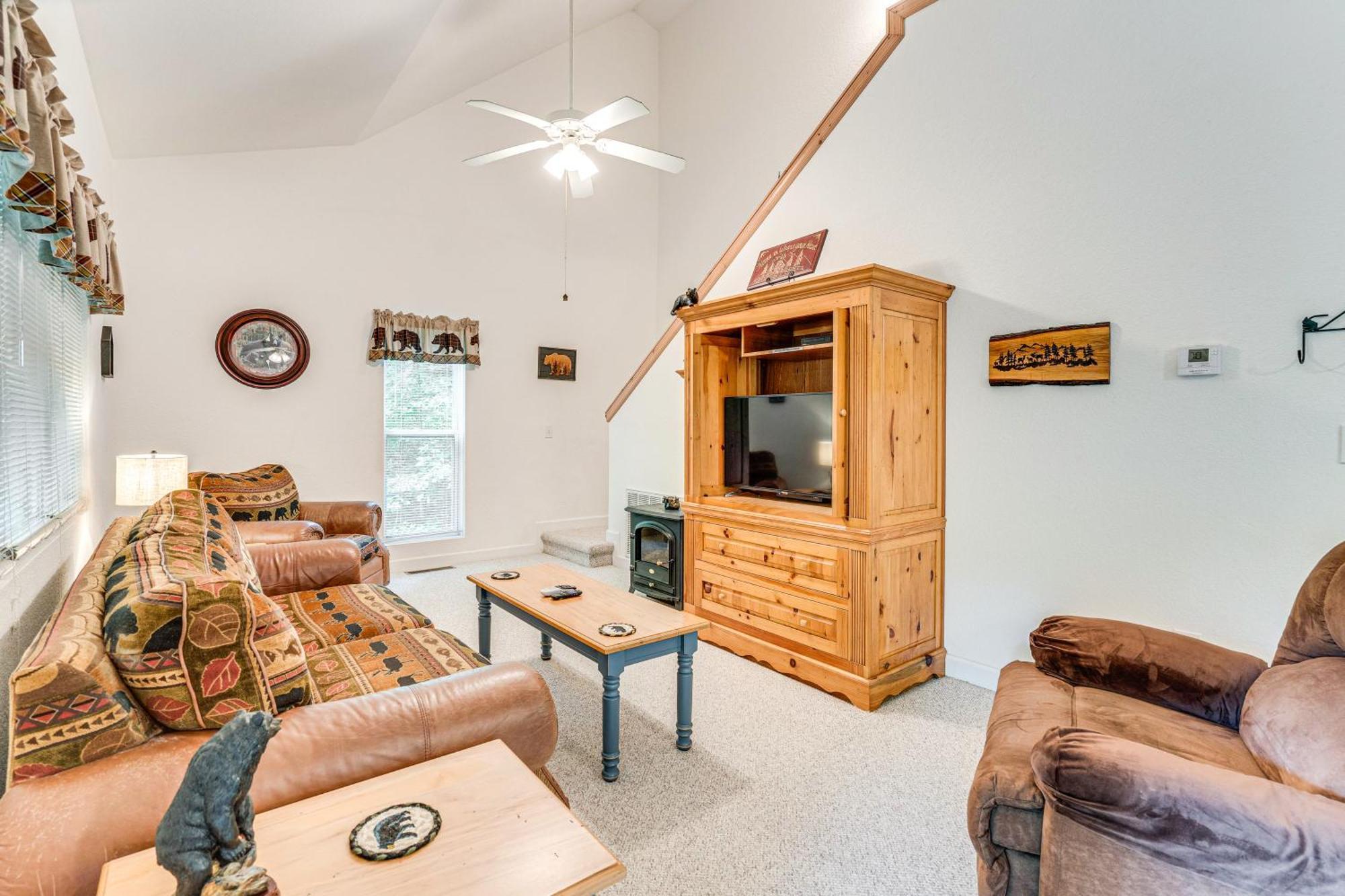 Secluded Cabin With Porch - 7 Miles To Lake Chatuge! Hayesville Exterior photo