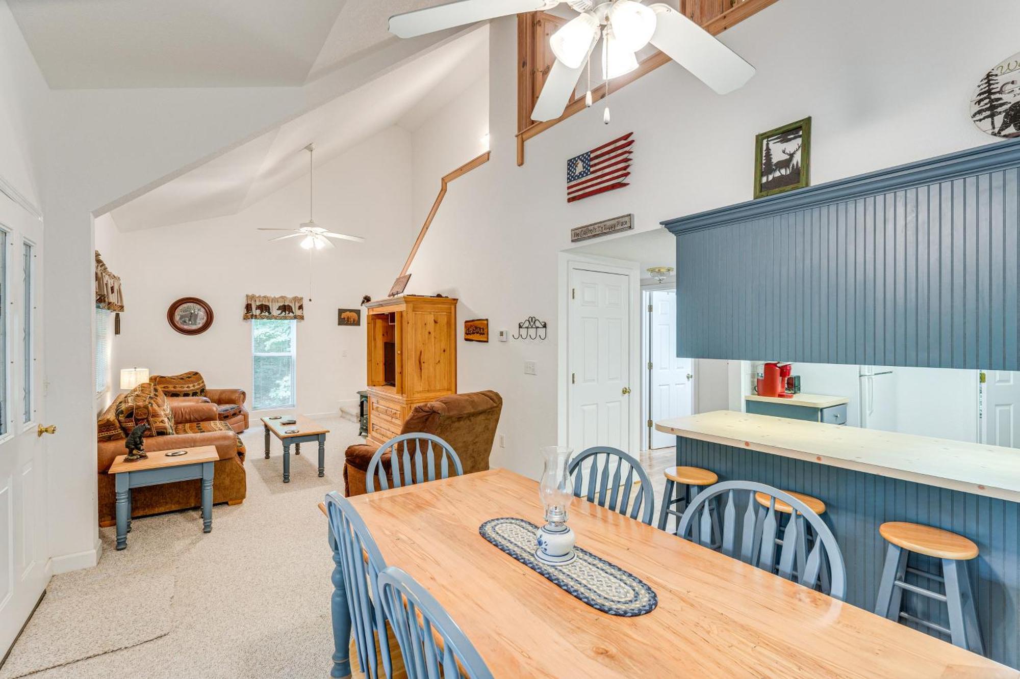 Secluded Cabin With Porch - 7 Miles To Lake Chatuge! Hayesville Exterior photo